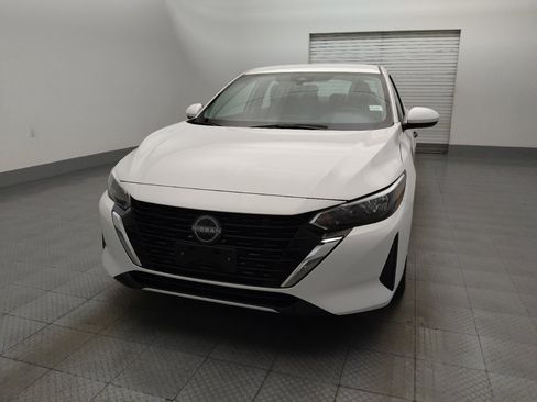 Used 2025 Nissan Sentra S FWD image 15