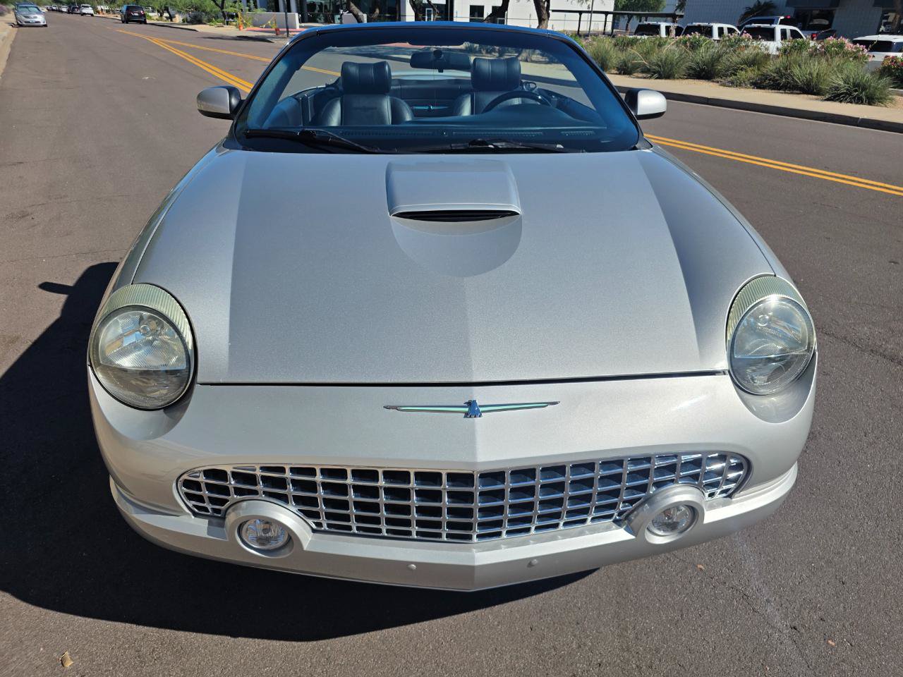 Used 2005 Ford Thunderbird RWD image 17