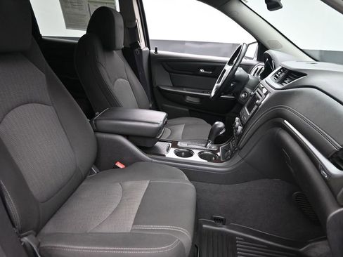 Used 2015 Chevrolet Traverse LT FWD image 7