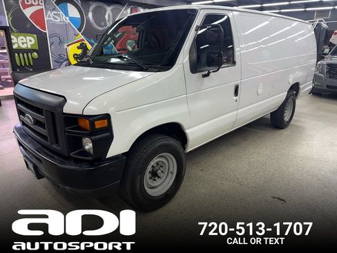 Used 2014 Ford E-350 and Econoline 350 Extended Super Duty RWD image 1