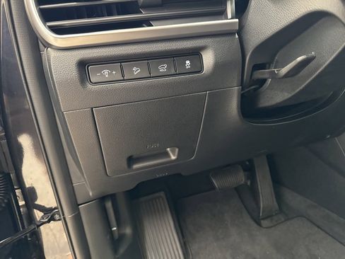 Used 2025 Kia Telluride S image 13