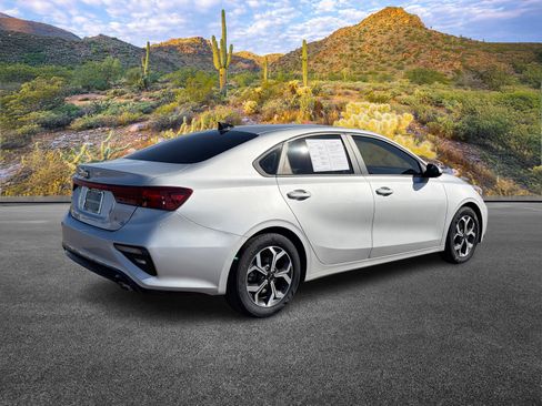 Certified 2021 Kia Forte LXS image 4