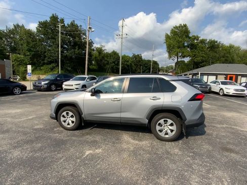 Used 2020 Toyota RAV4 LE w/ All Weather Liner Package AWD/4WD image 5