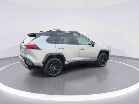 Certified 2022 Toyota RAV4 XSE AWD/4WD image 8