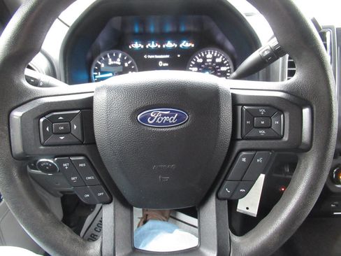 Used 2018 Ford F250 XLT w/ Snow Plow Prep Package image 25