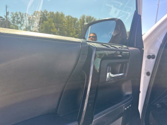 Used 2019 Toyota 4Runner Limited AWD/4WD image 14