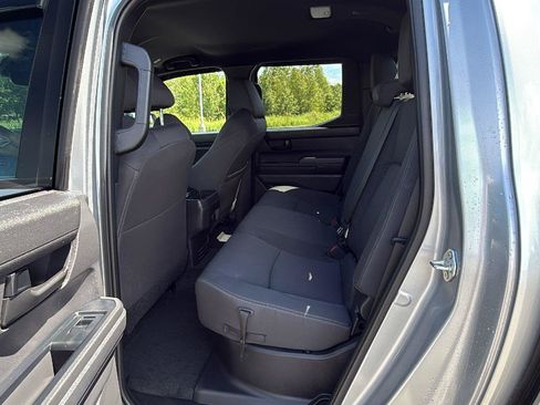 Used 2025 Toyota Tacoma SR5 AWD/4WD image 22