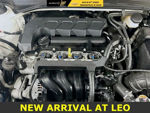 Used 2023 Hyundai Venue SEL image 28