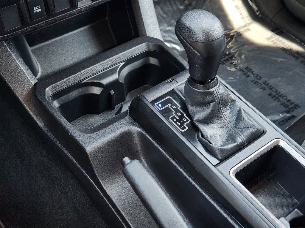 Used 2022 Toyota Tacoma SR RWD image 21