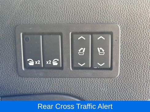 Used 2020 Cadillac Escalade Luxury w/ Escalade Sport Edition image 14