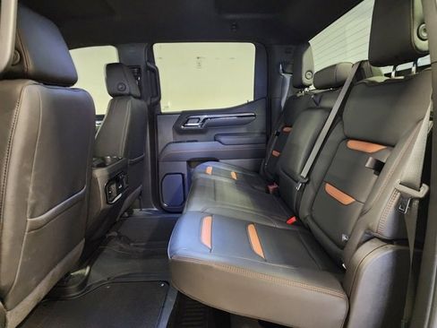Used 2025 GMC Sierra 1500 AT4 image 15