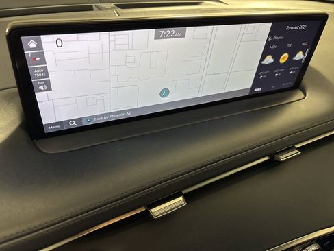 Used 2025 Genesis GV70 3.5T Sport w/ Sport Advanced Package image 36