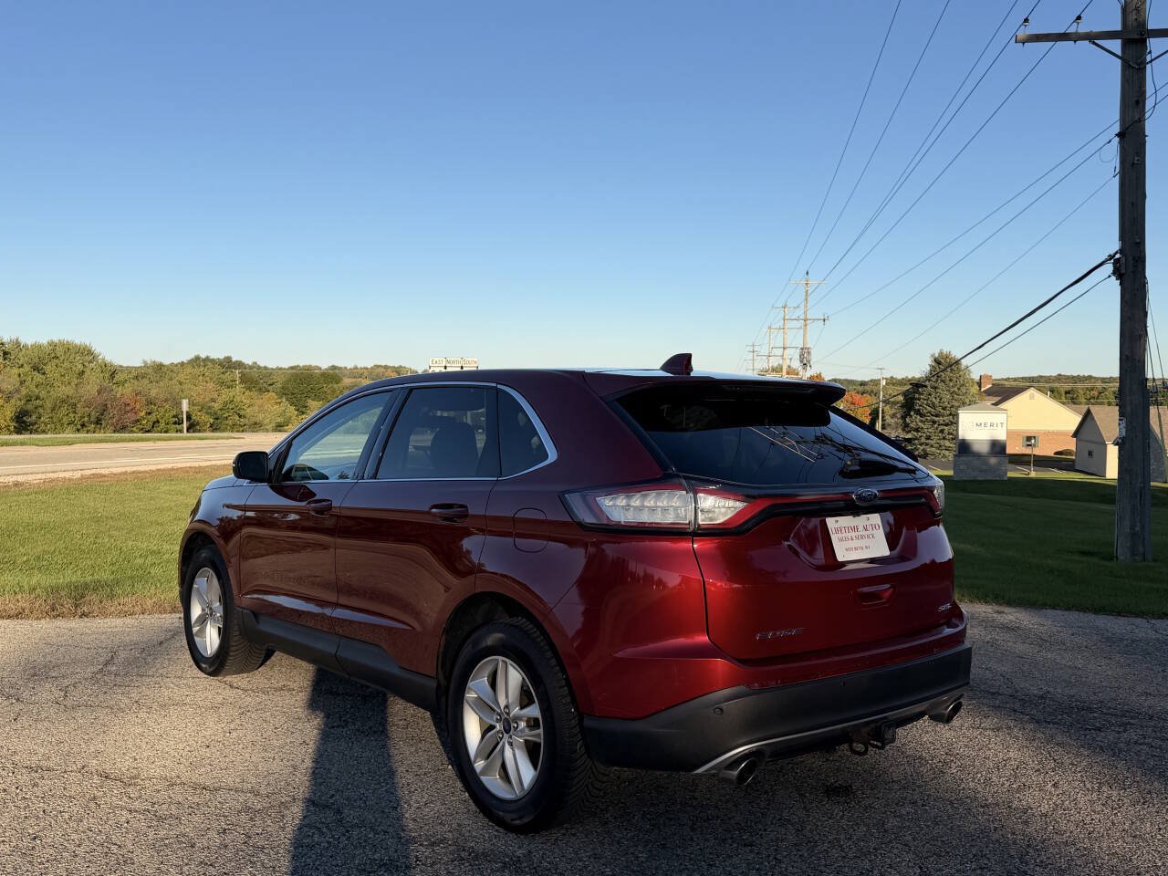 Used 2016 Ford Edge SEL w/ Equipment Group 201A AWD/4WD image 3
