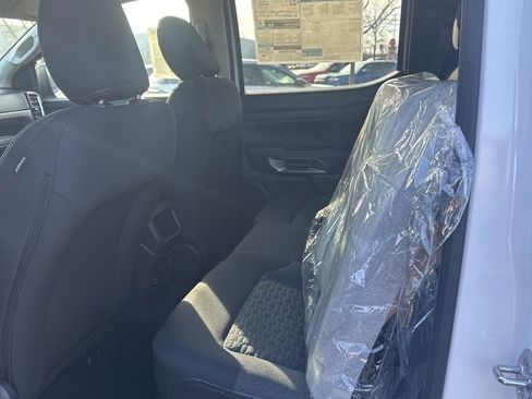 New 2025 Ford Ranger XLT w/ FX4 Off-Road Package image 10