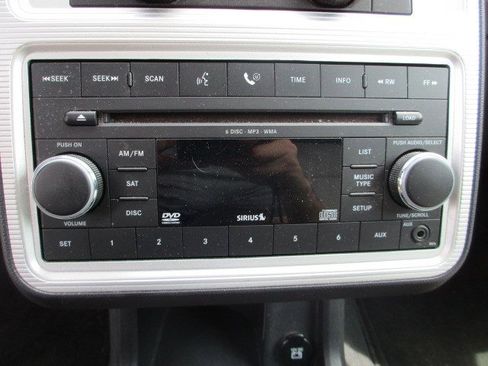 Used 2009 Dodge Journey SXT w/ Flexible Seating Group AWD/4WD image 23