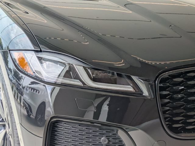 New 2026 Jaguar F-PACE R-Dynamic S AWD/4WD image 10