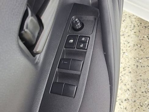 Used 2026 Toyota Corolla LE FWD image 22