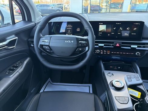 New 2026 Kia Sportage EX image 25