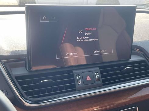 Used 2023 Audi Q5 e Premium Plus AWD/4WD image 18