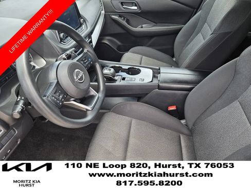 Used 2024 Nissan Rogue SV FWD image 18