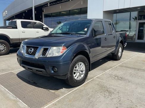 Used 2016 Nissan Frontier SV AWD/4WD image 3