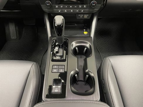 New 2026 Subaru Outback Limited AWD/4WD image 12
