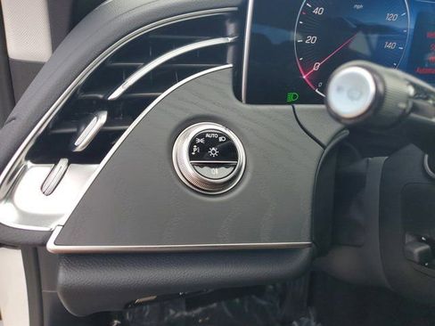 Certified 2025 Mercedes-Benz E 350 Sedan image 53