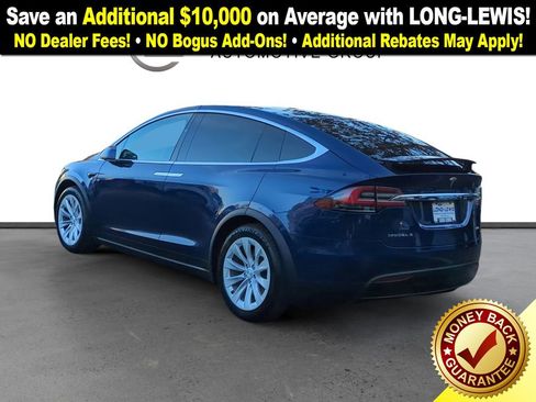 Used 2018 Tesla Model X 75D image 4