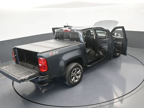 Used 2017 Chevrolet Colorado Z71 RWD image 32