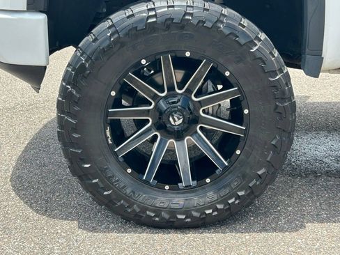 Used 2019 GMC Sierra 1500 AT4 w/ AT4 Premium Package AWD/4WD image 44