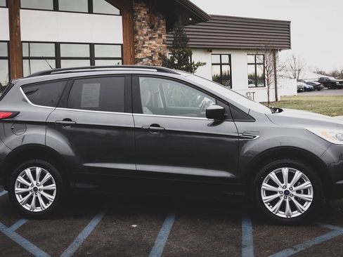 Used 2019 Ford Escape SEL image 29