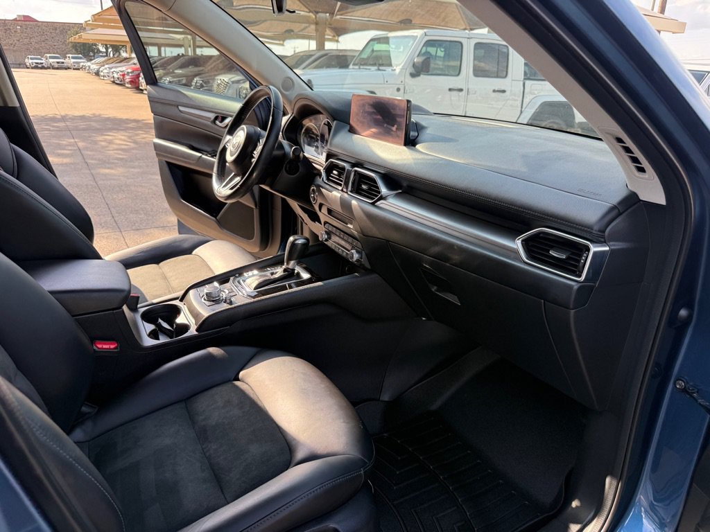 Used 2021 MAZDA CX-5 Touring FWD image 13