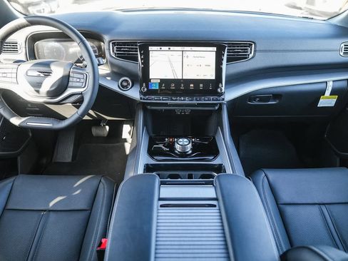 New 2026 Jeep Grand Wagoneer 4WD image 13