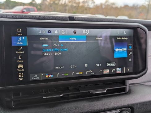 Used 2024 Jeep Wrangler Sport S image 27