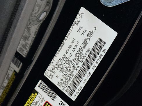 Used 2024 Toyota Tacoma TRD Off-Road w/ TRD Off Road Upgrade Package image 12