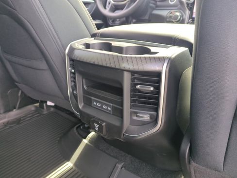 New 2026 RAM 1500 Big Horn AWD/4WD image 32