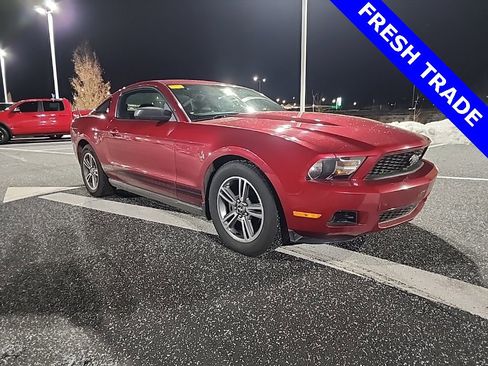 Used 2010 Ford Mustang Premium image 1
