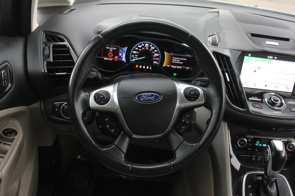 Used 2016 Ford C-MAX Energi SEL w/ Equipment Group 302A FWD image 10