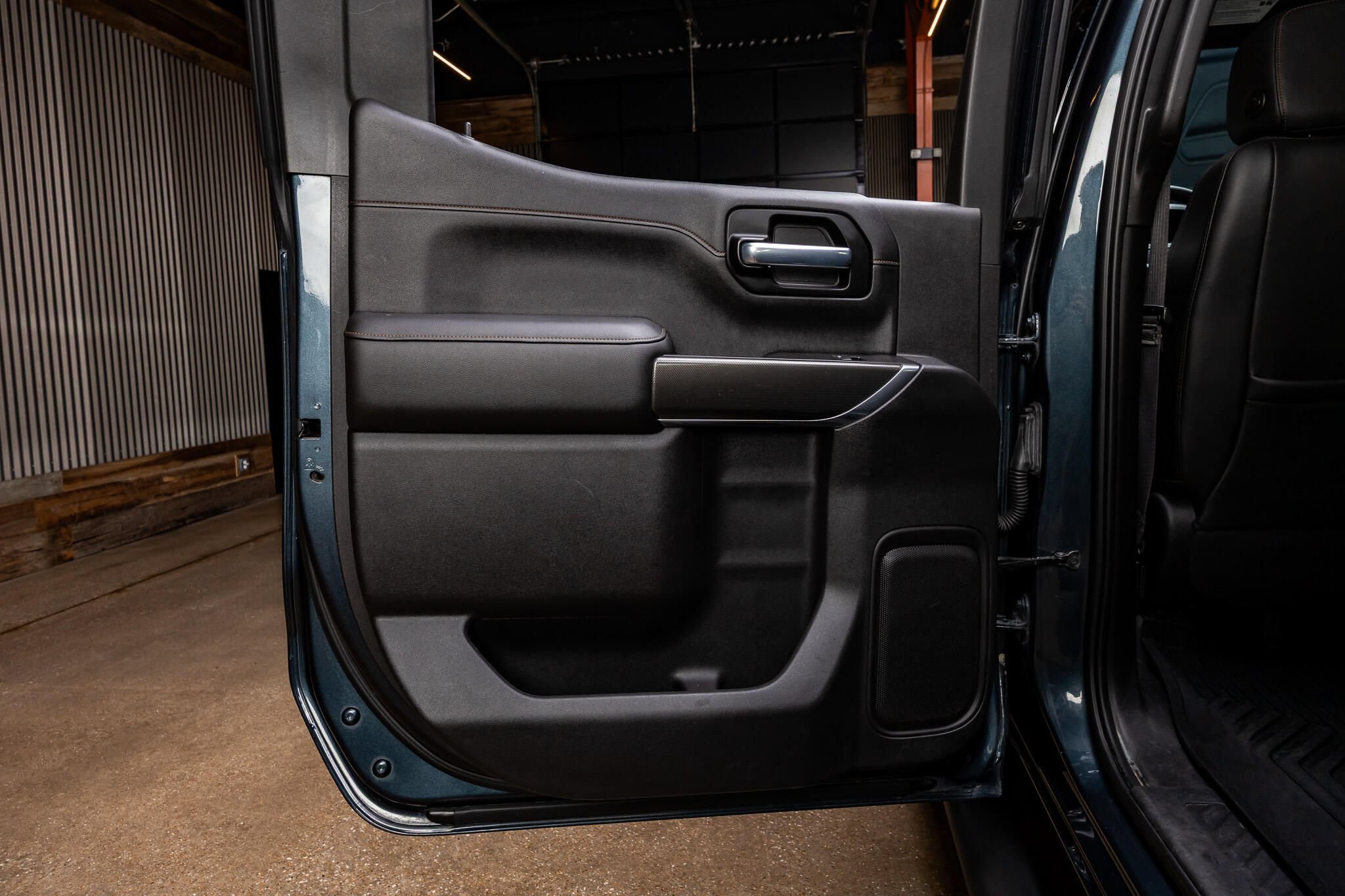 Used 2020 GMC Sierra 1500 AT4 w/ AT4 Premium Package AWD/4WD image 36