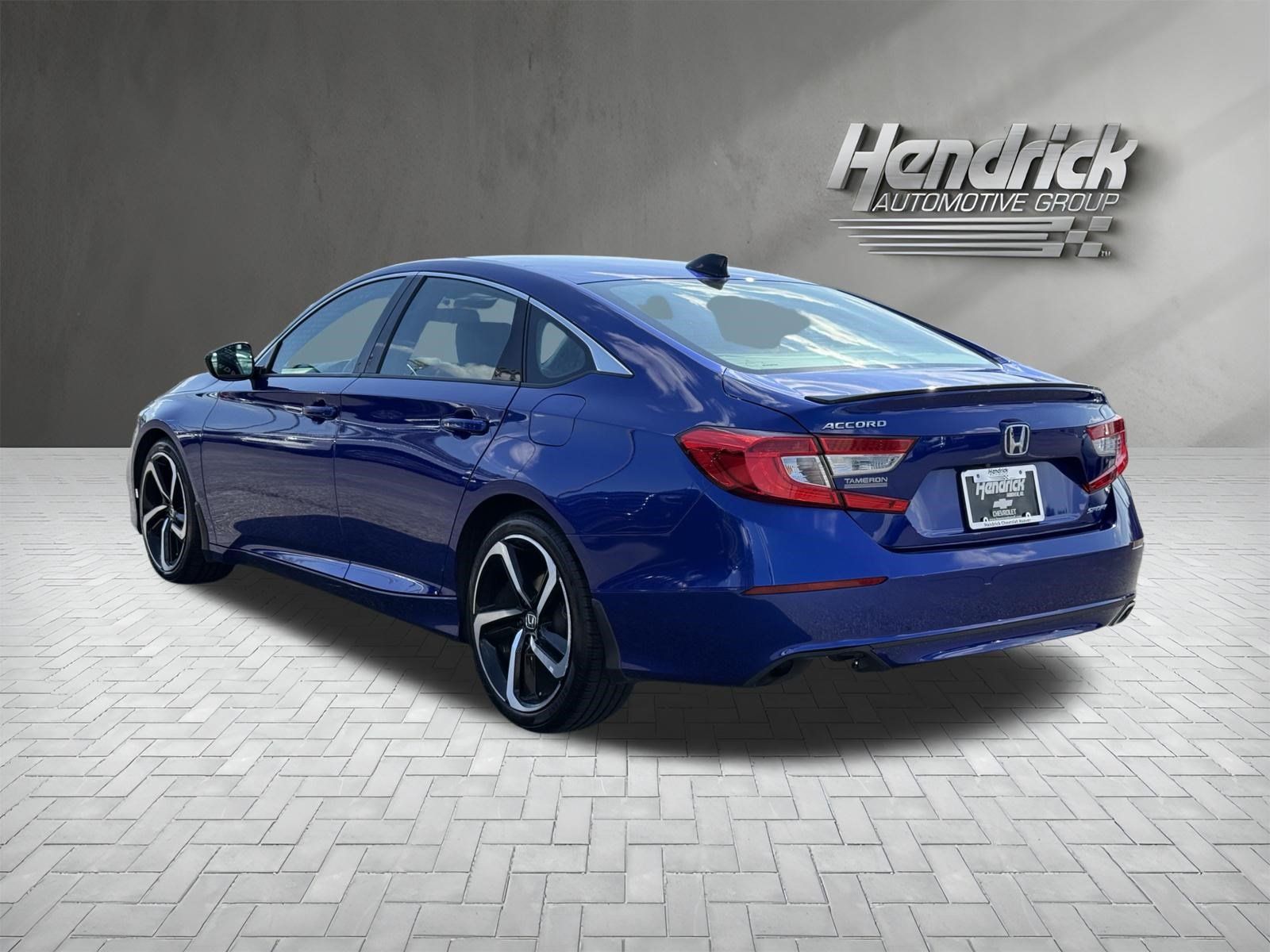 Used 2022 Honda Accord Sport image 3