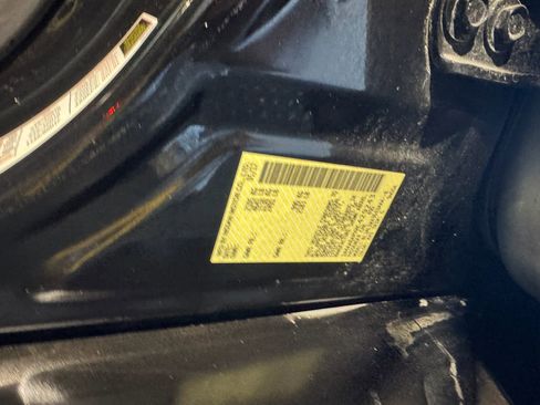 Used 2017 Nissan Maxima SR FWD image 15