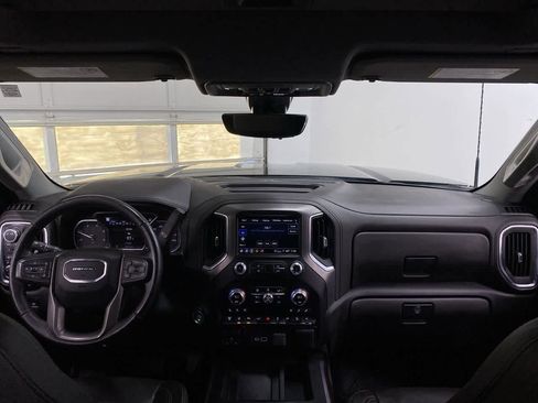 Used 2023 GMC Sierra 3500 Denali w/ Denali Black Diamond Edition image 12