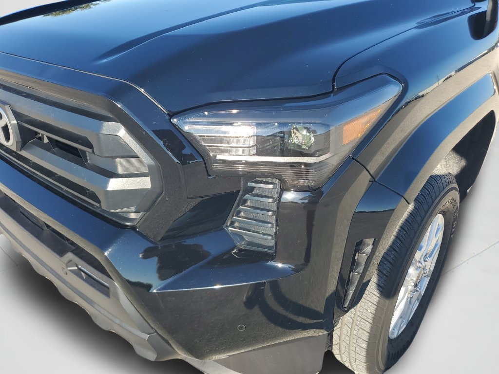 Certified 2024 Toyota Tacoma SR5 w/ SR5 Upgrade Package RWD image 25
