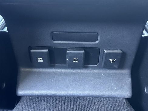 Used 2020 Land Rover Range Rover Velar S image 24