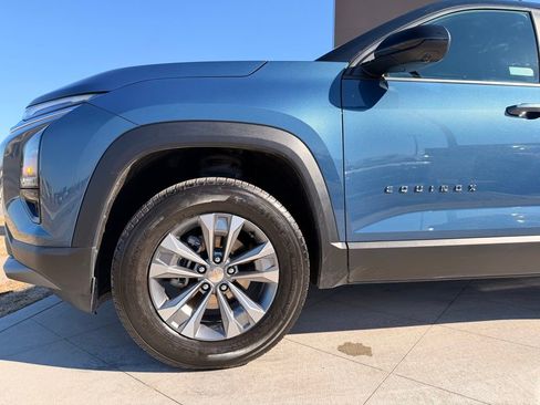 Used 2025 Chevrolet Equinox LT w/ Safety and Technology Package image 9