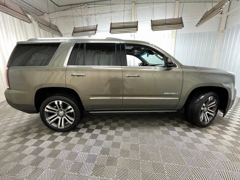 Used 2017 GMC Yukon Denali w/ Open Road Package image 29