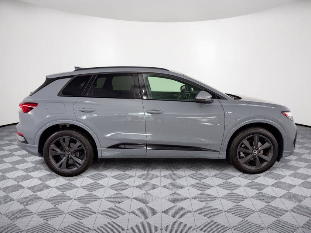 Used 2023 Audi Q4 e-tron Premium Plus w/ Premium Plus AWD/4WD image 8