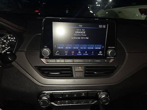 Used 2025 Nissan Altima 2.5 SR FWD image 6