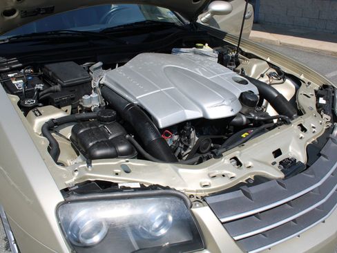Used 2006 Chrysler Crossfire Limited RWD image 26