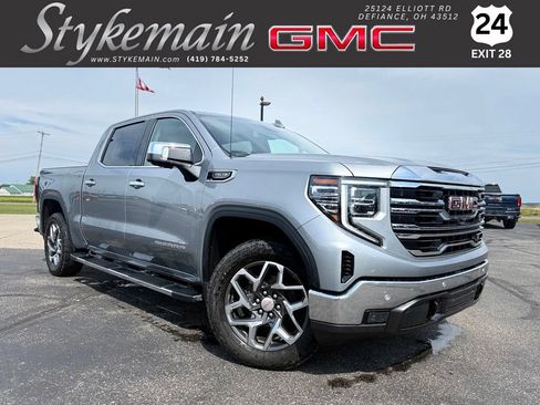 Used 2024 GMC Sierra 1500 SLT w/ SLT Premium Plus Package AWD/4WD image 1